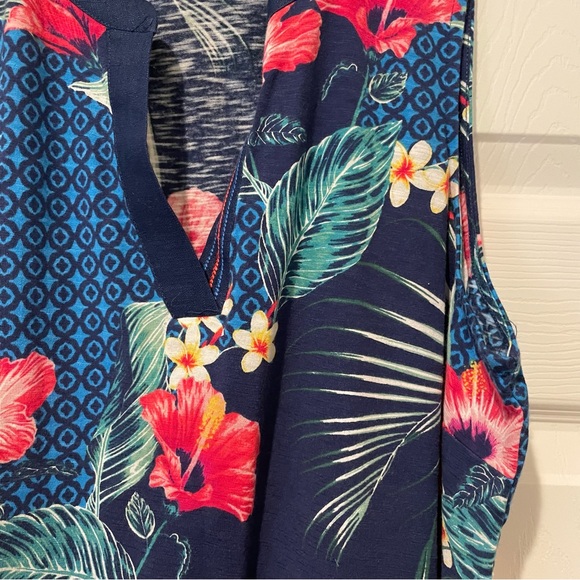 Tropical print Tommy Bahama shift dress. Size large. - Picture 4 of 4